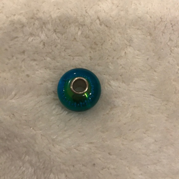 Glass Trollbead - Picture 1 of 1